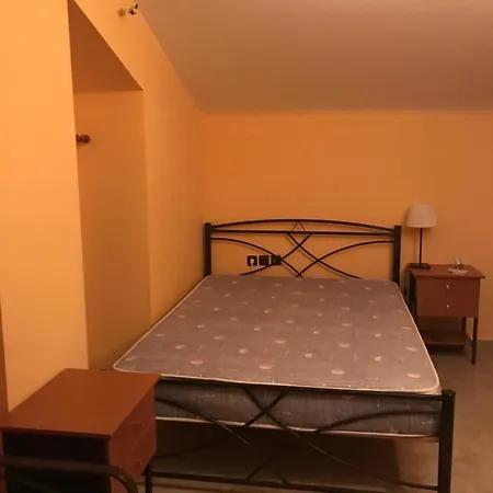 Holiday home Elena Nikiti (Sithonia)